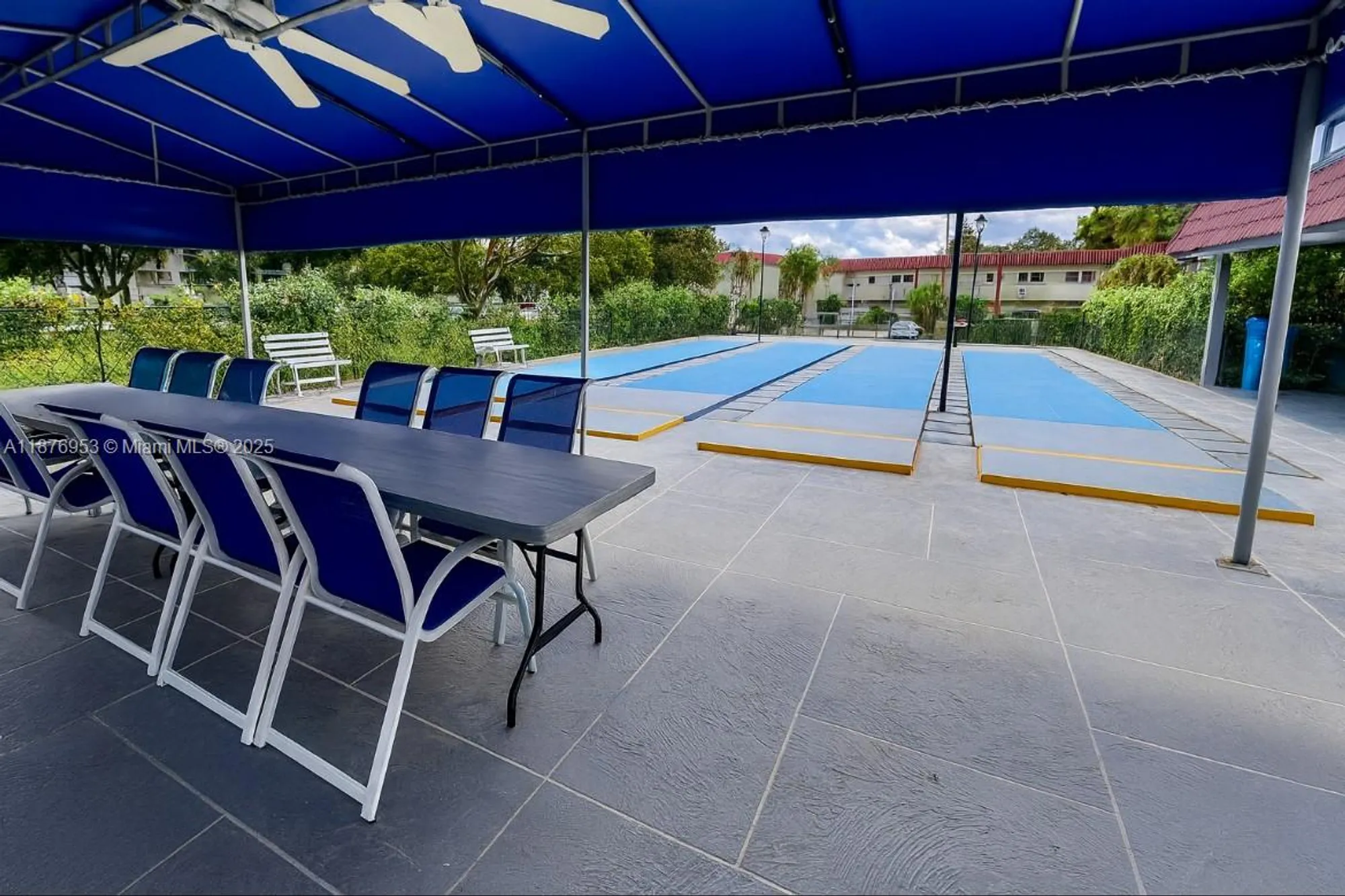 Property Slideshow image 35 of 42 | 671 s hollybrook dr 302, Pembroke Pines, FL, 33025