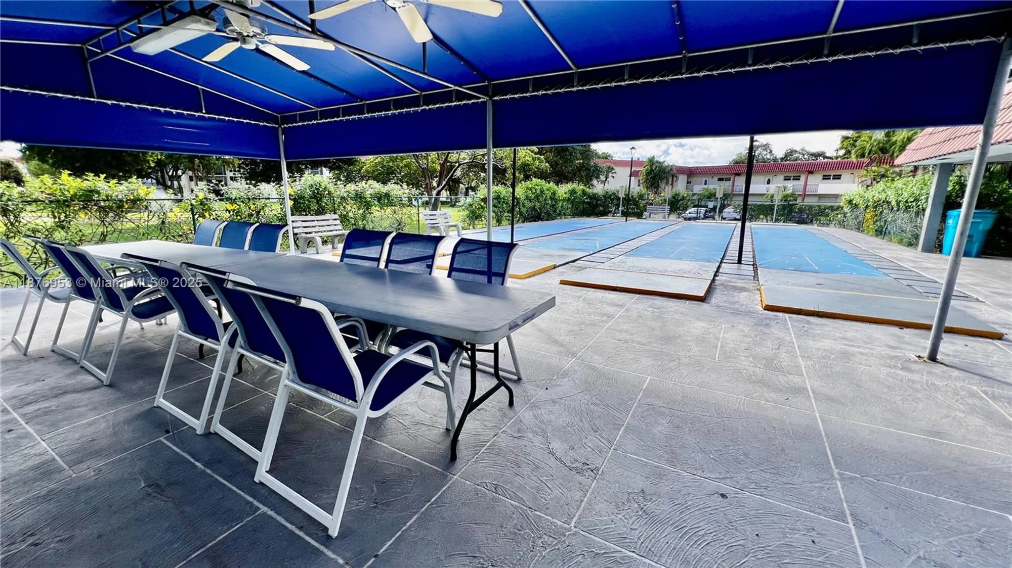 Property Slideshow image 39 of 42 | 671 s hollybrook dr 302, Pembroke Pines, FL, 33025