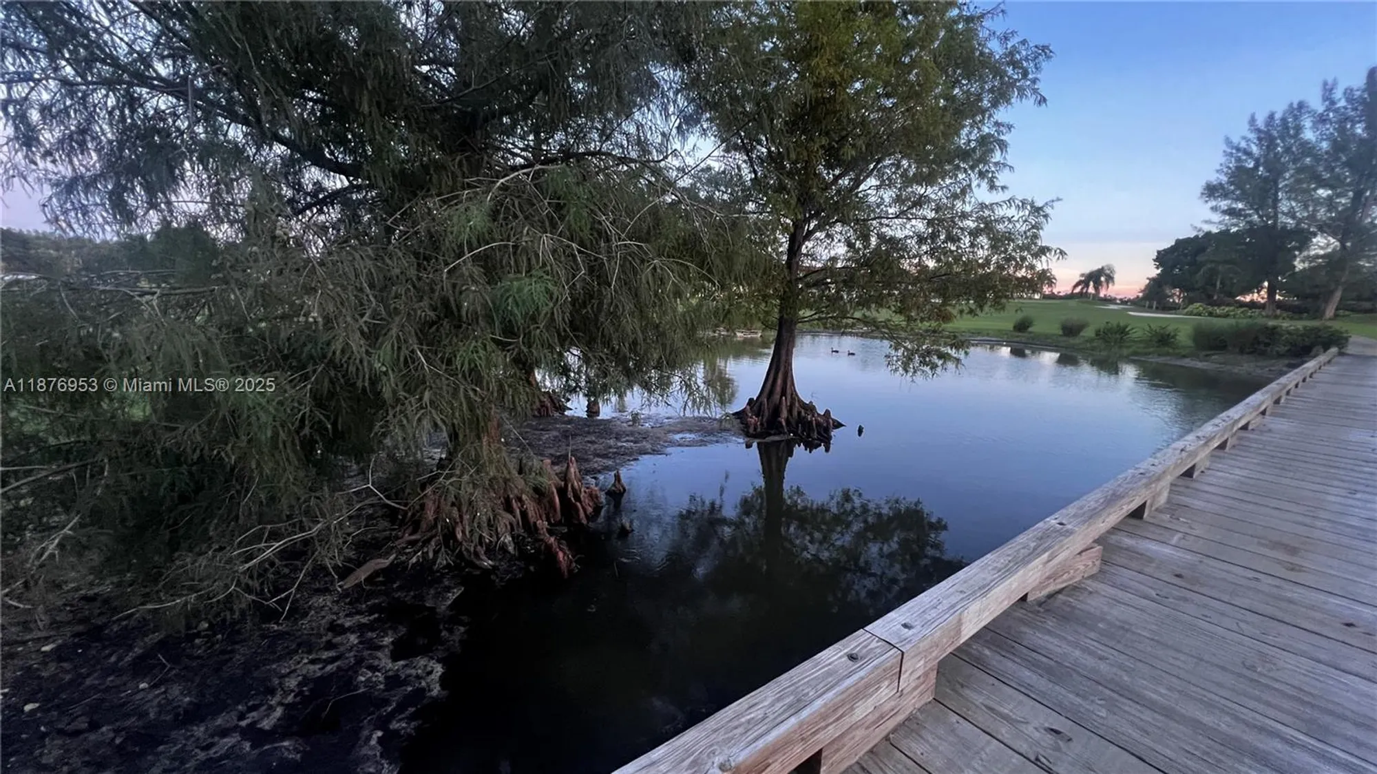 Property Slideshow image 32 of 42 | 671 s hollybrook dr 302, Pembroke Pines, FL, 33025