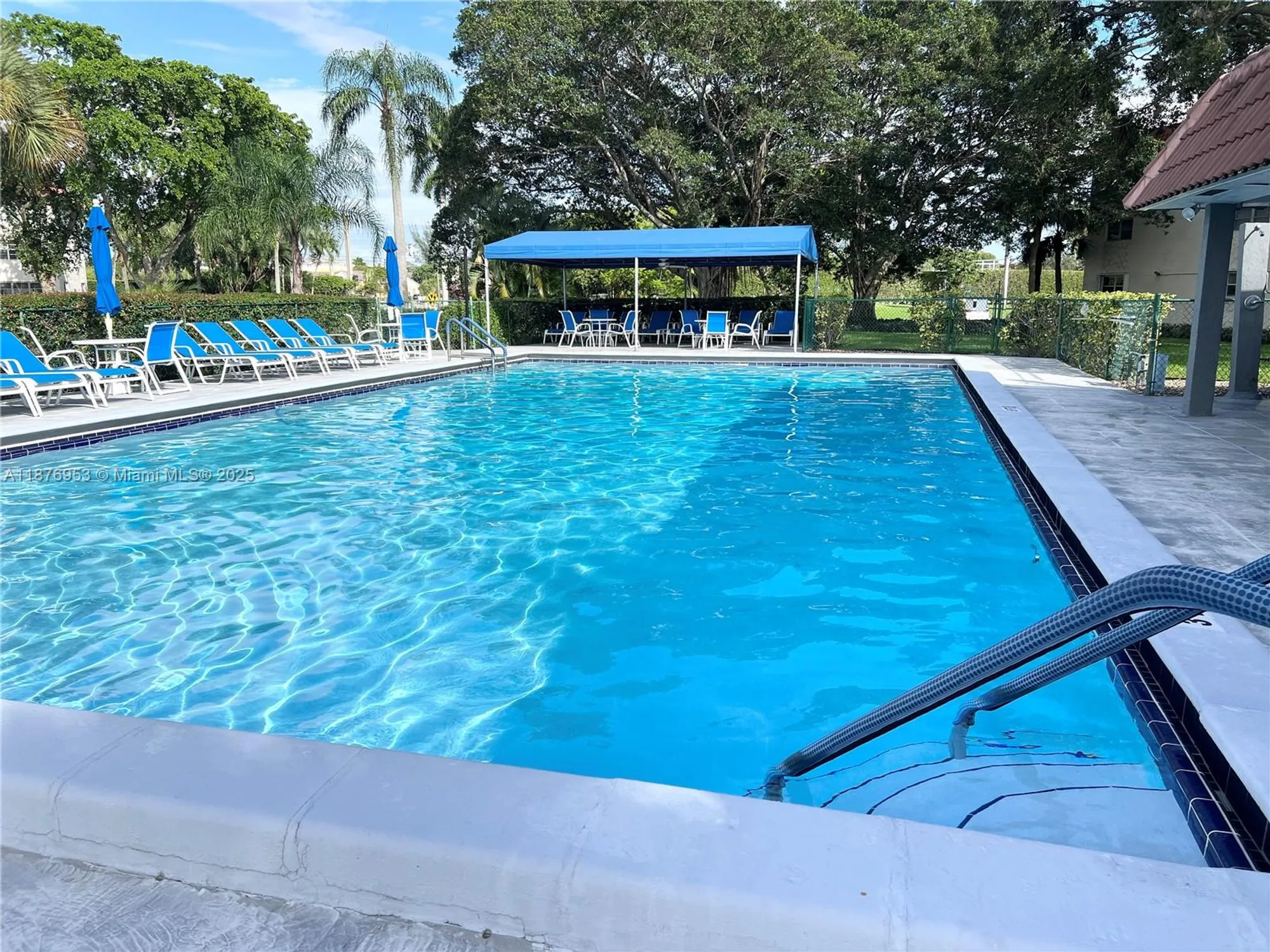 Property Slideshow image 40 of 42 | 671 s hollybrook dr 302, Pembroke Pines, FL, 33025