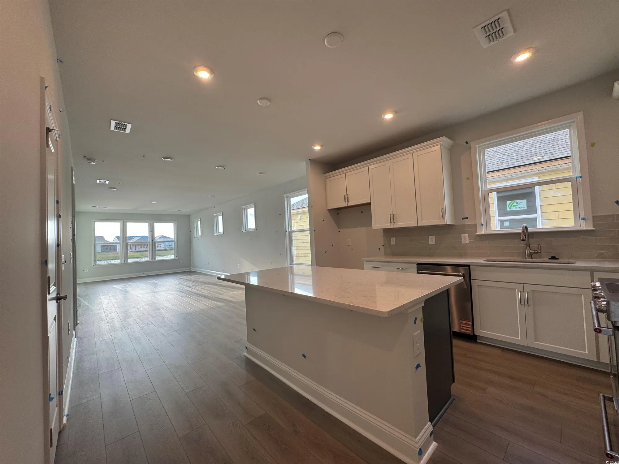 Property Slideshow image 8 of 34 | 1122 lady bird way, North Myrtle Beach, SC, 29582