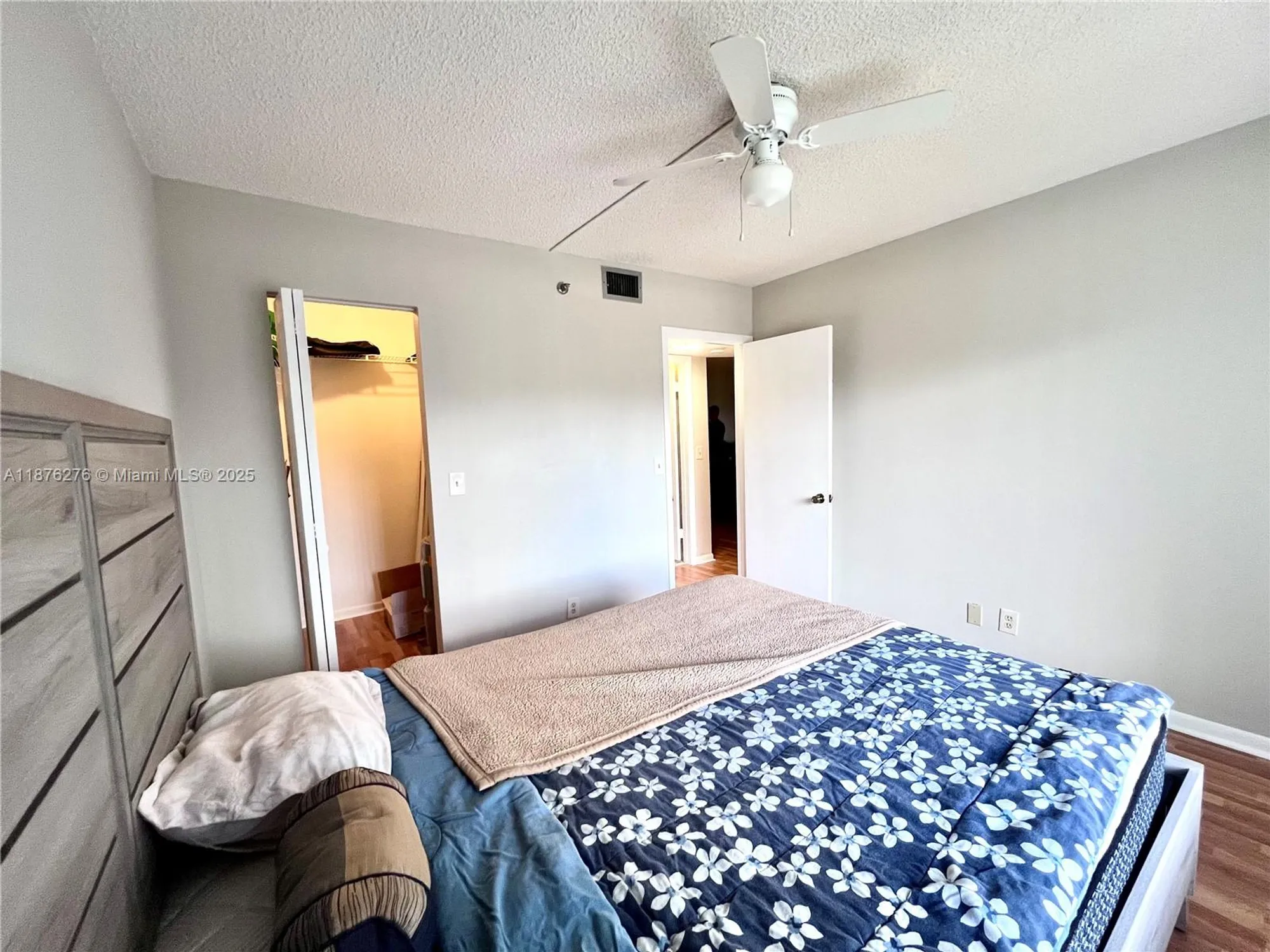 Property Slideshow image 14 of 47 | 4820 lucerne lakes blvd 207, Lake Worth, FL, 33467