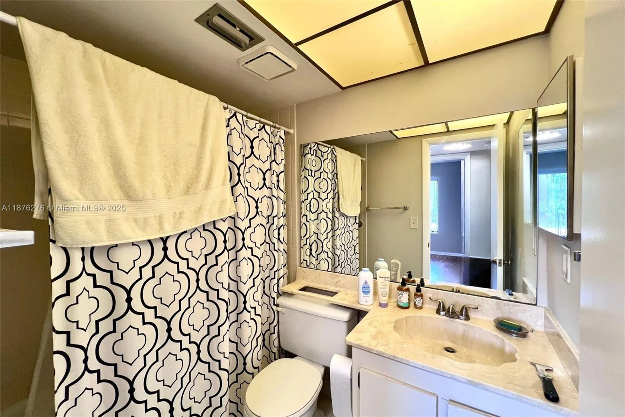 Property Slideshow image 13 of 47 | 4820 lucerne lakes blvd 207, Lake Worth, FL, 33467