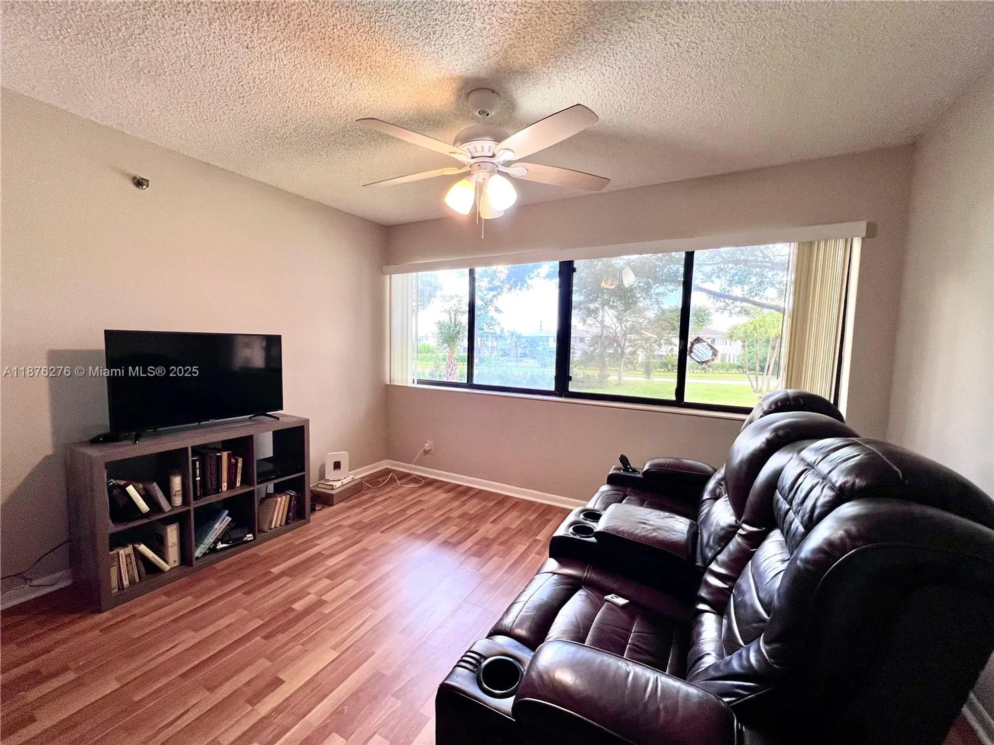 Property Slideshow image 5 of 47 | 4820 lucerne lakes blvd 207, Lake Worth, FL, 33467