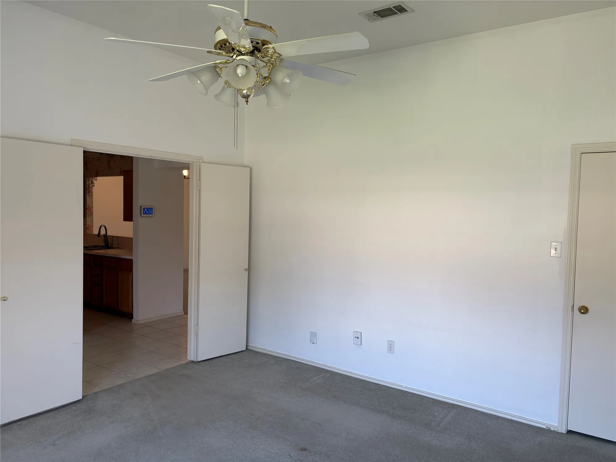 Property Slideshow image 13 of 28 | 3526 teakwood dr, Pearland, TX, 77584