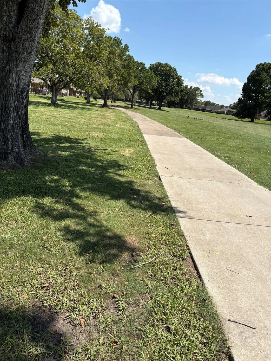 Property Slideshow image 24 of 28 | 3526 teakwood dr, Pearland, TX, 77584