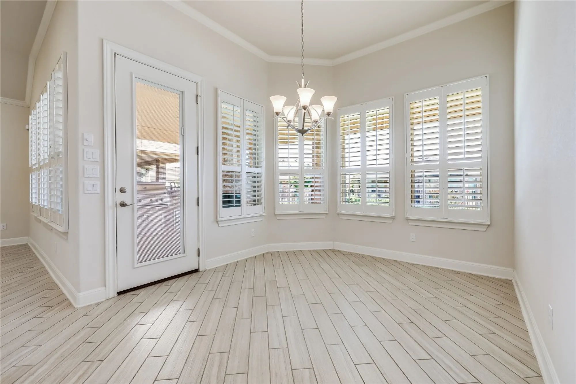 Property Slideshow image 15 of 40 | 3233 veneto way, Round Rock, TX, 78665