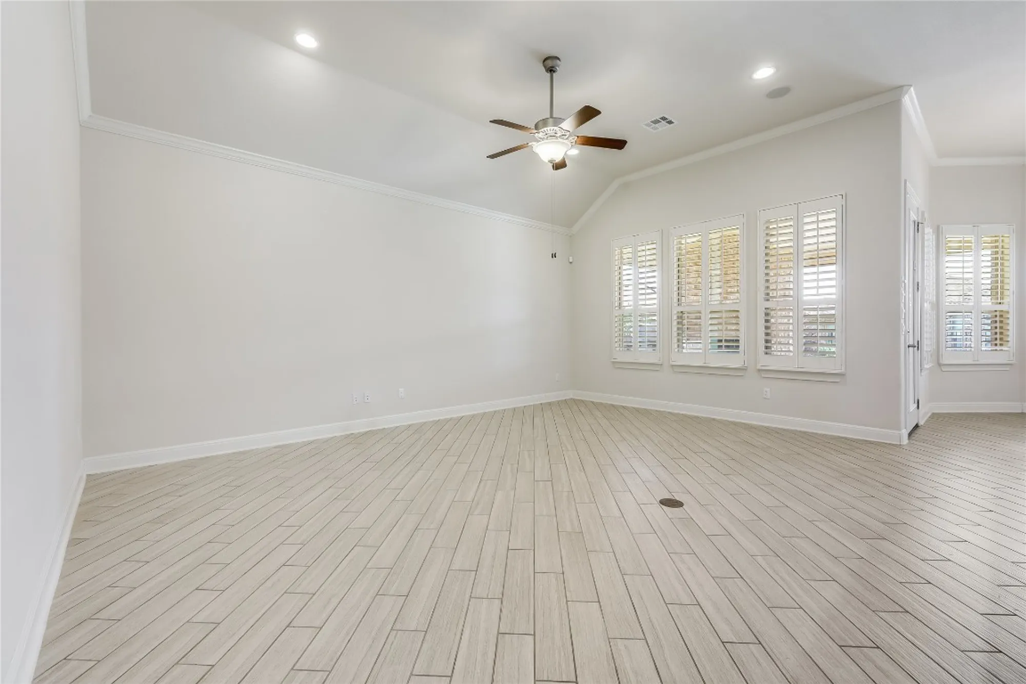 Property Slideshow image 19 of 40 | 3233 veneto way, Round Rock, TX, 78665