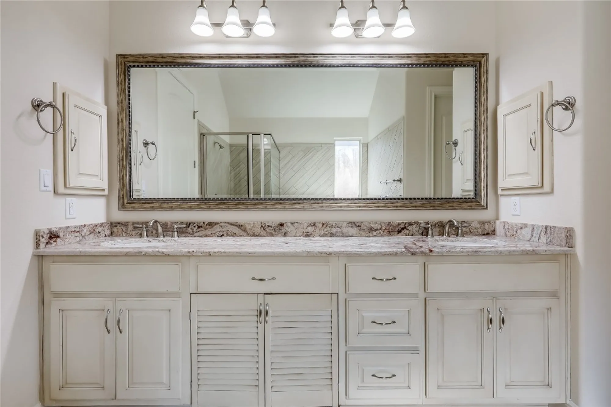 Property Slideshow image 28 of 40 | 3233 veneto way, Round Rock, TX, 78665