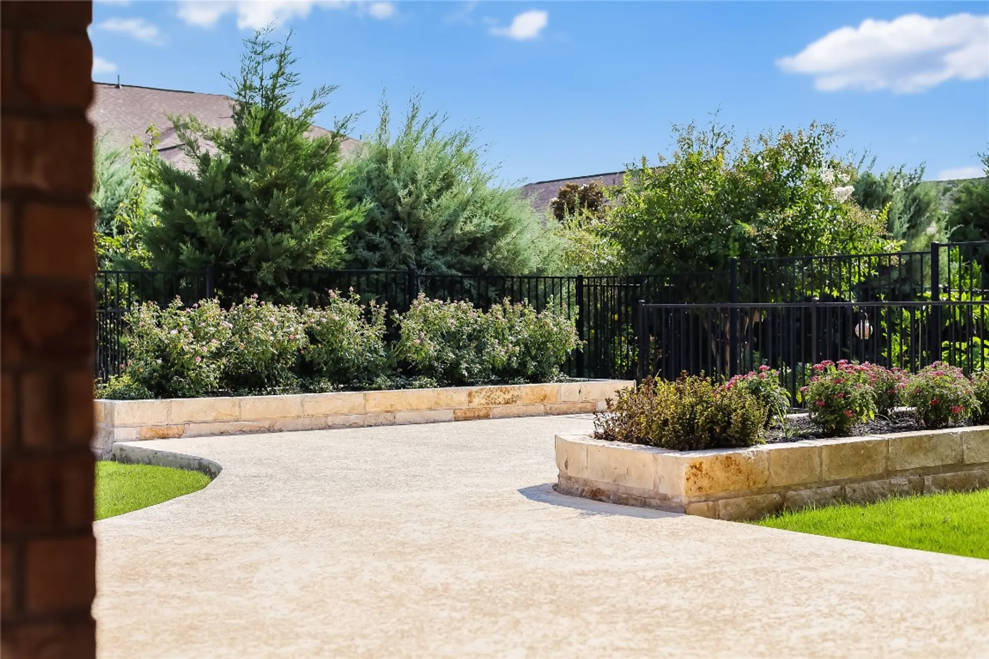 Property Slideshow image 4 of 40 | 3233 veneto way, Round Rock, TX, 78665