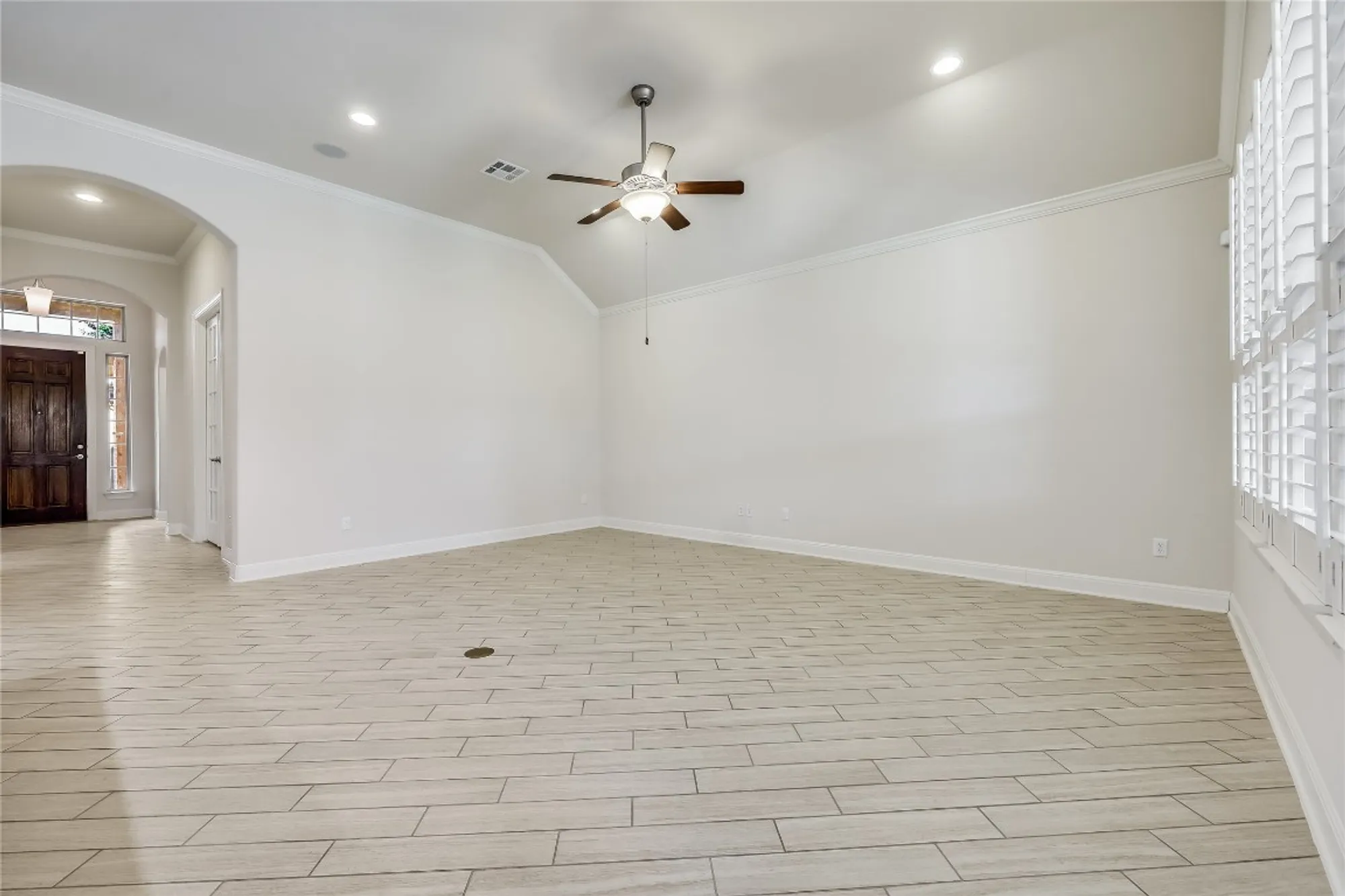 Property Slideshow image 9 of 40 | 3233 veneto way, Round Rock, TX, 78665