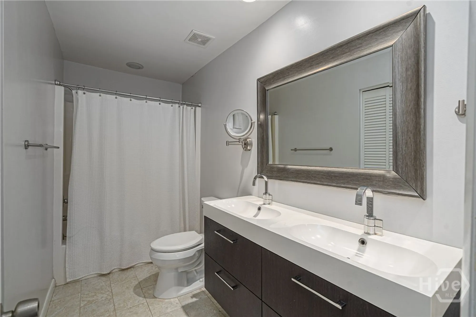 Property Slideshow image 14 of 26 | 65 dame kathryn dr, Savannah, GA, 31411
