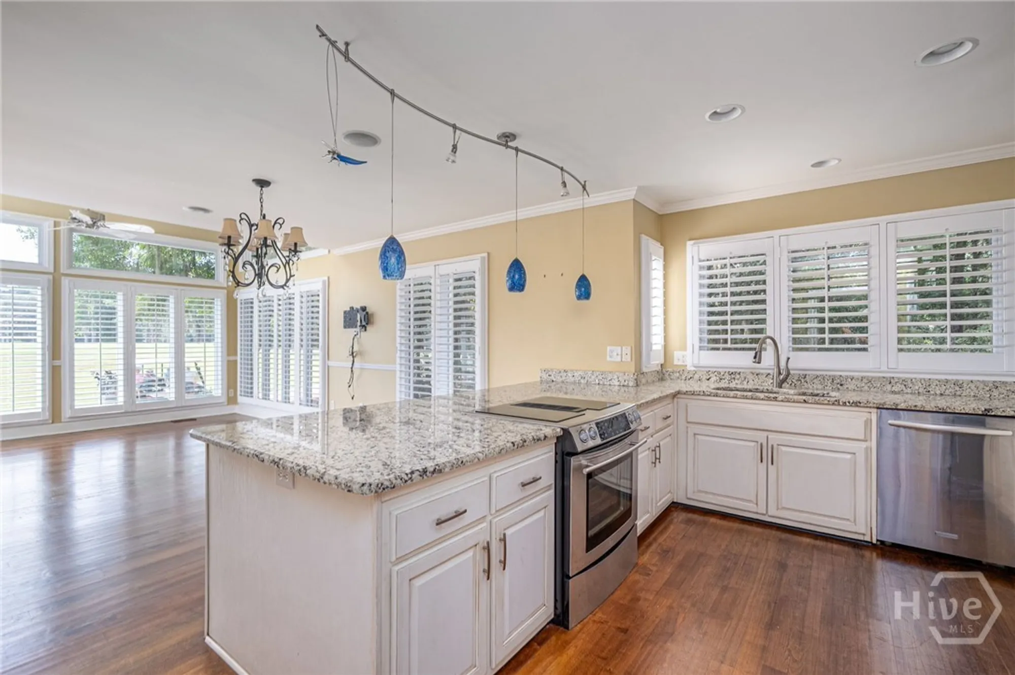 Property Slideshow image 14 of 35 | 1 marsh rabbit ln, Savannah, GA, 31411