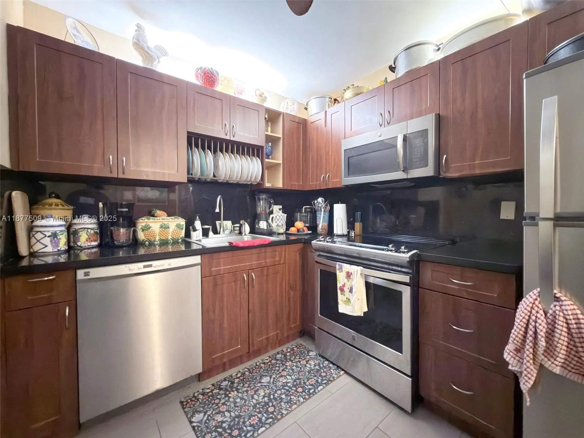 Property Slideshow image 3 of 30 | 4740 nw 21st st 207, Lauderhill, FL, 33313