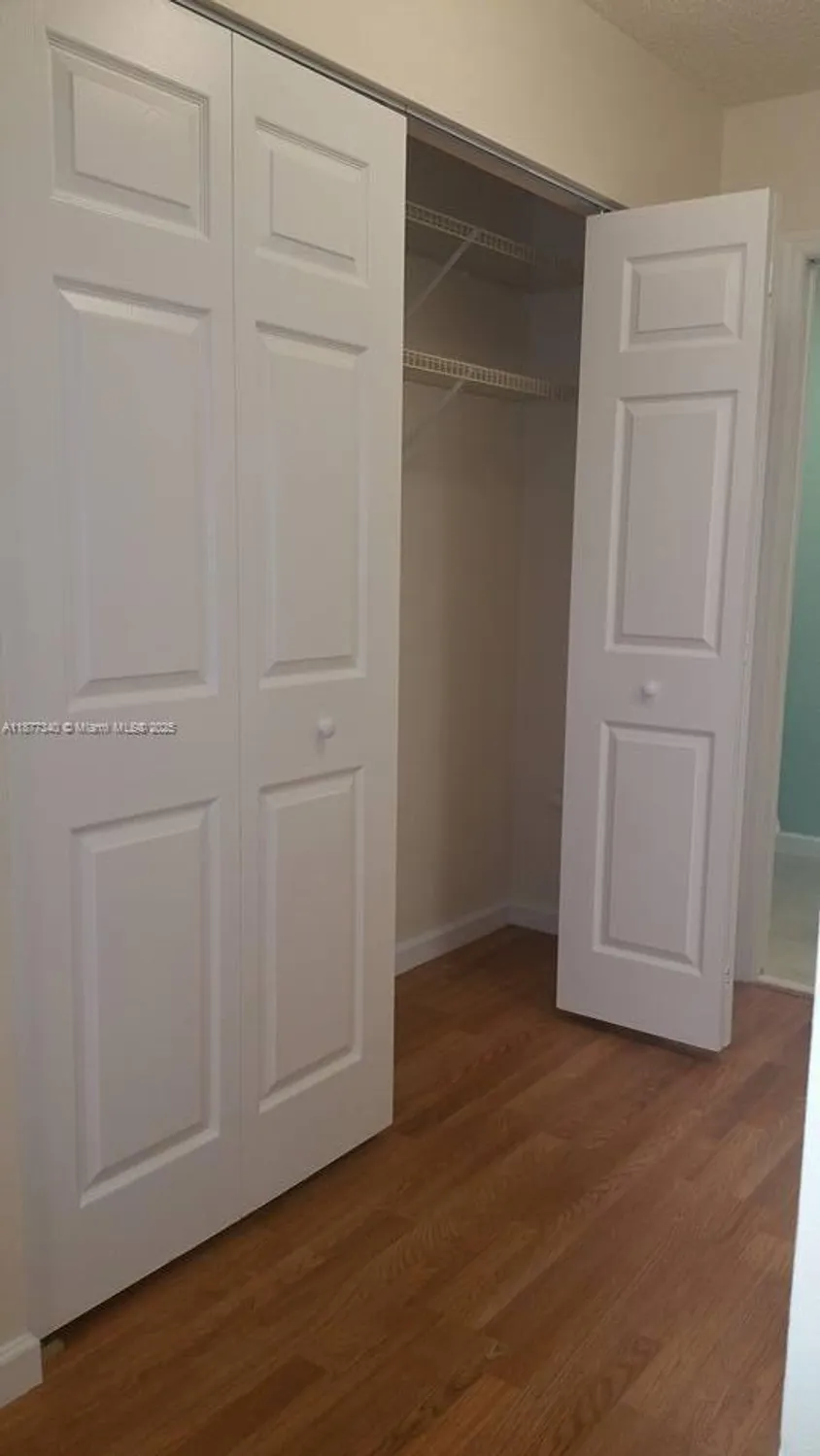 Property Slideshow image 13 of 17 | 2050 sw 24th cir, Boynton Beach, FL, 33426