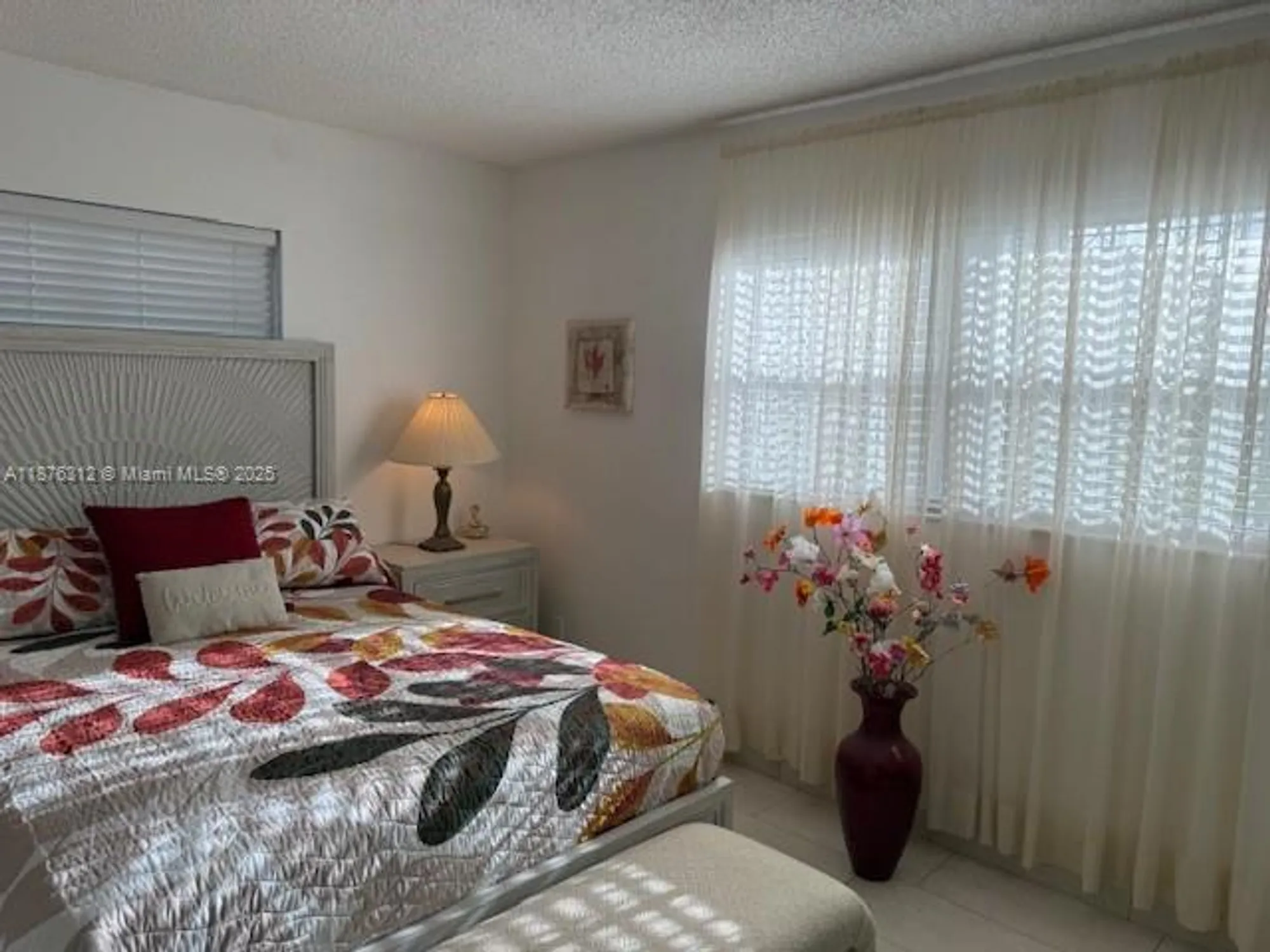 Property Slideshow image 14 of 44 | 1025 se 4th ave 101, Dania Beach, FL, 33004