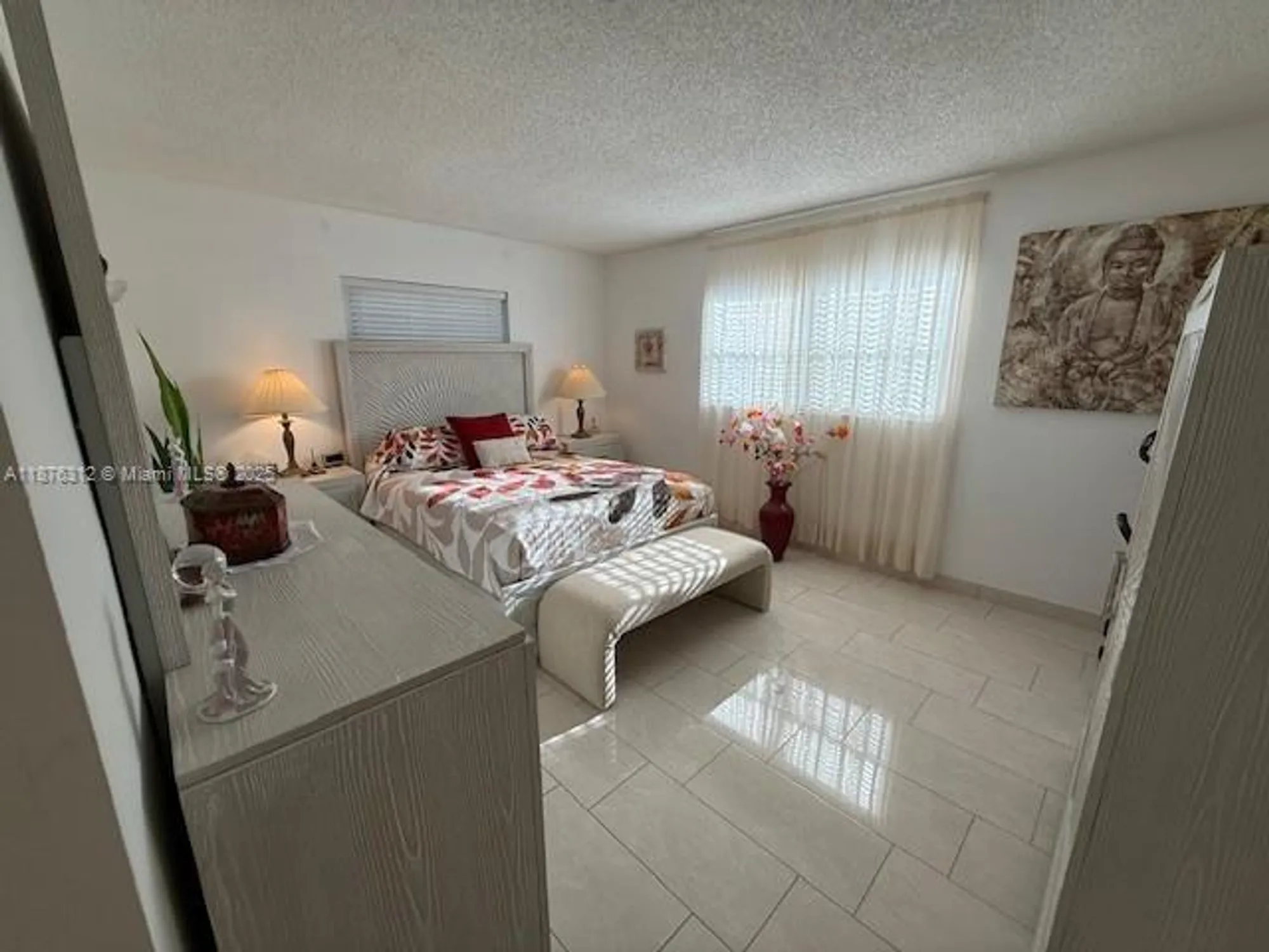Property Slideshow image 17 of 44 | 1025 se 4th ave 101, Dania Beach, FL, 33004