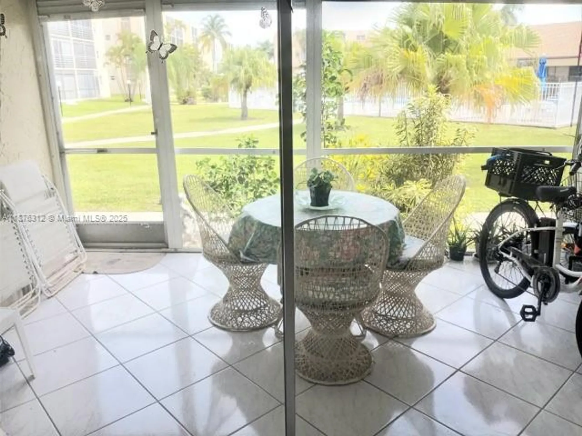 Property Slideshow image 37 of 44 | 1025 se 4th ave 101, Dania Beach, FL, 33004