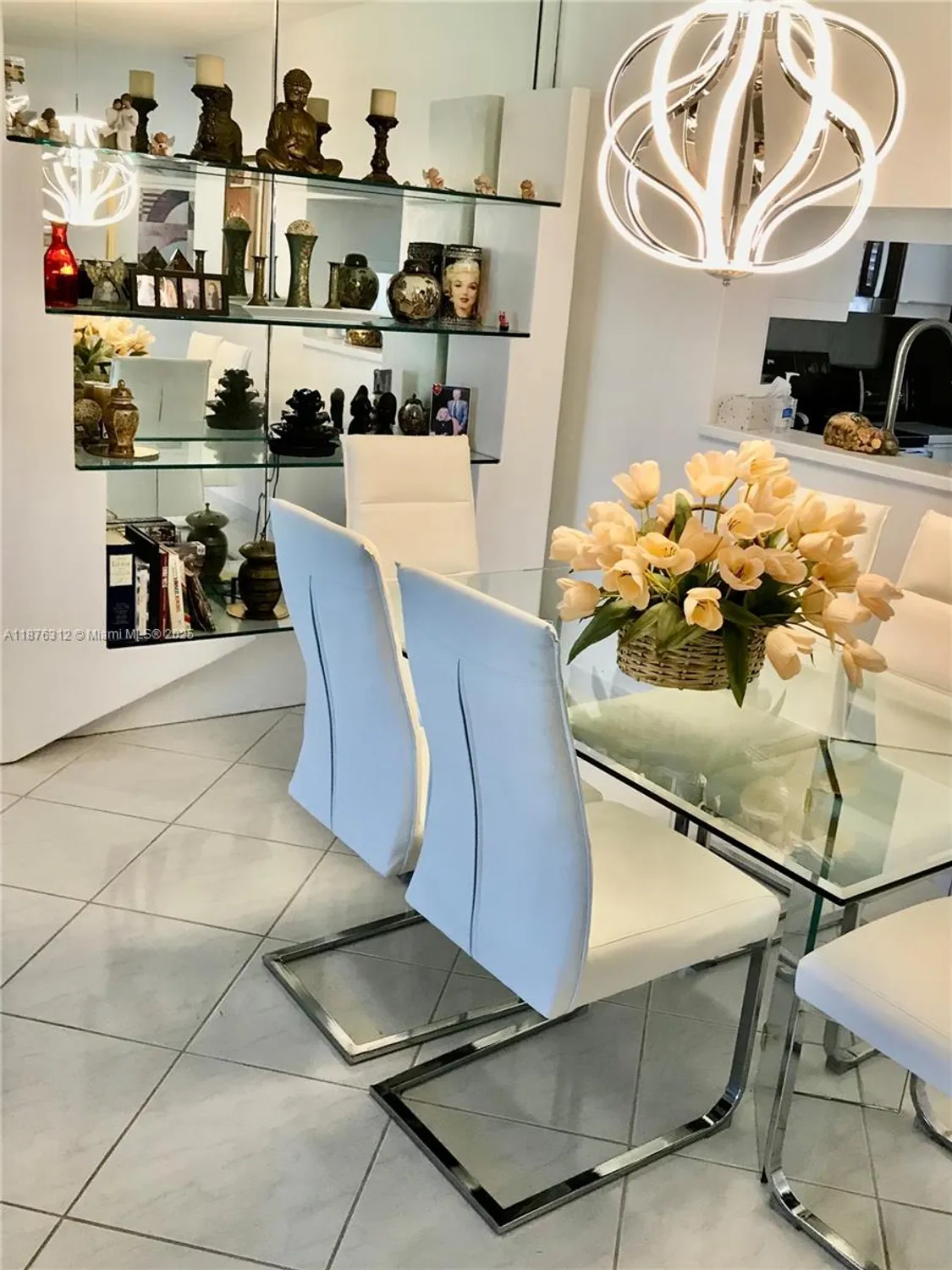 Property Slideshow image 3 of 44 | 1025 se 4th ave 101, Dania Beach, FL, 33004