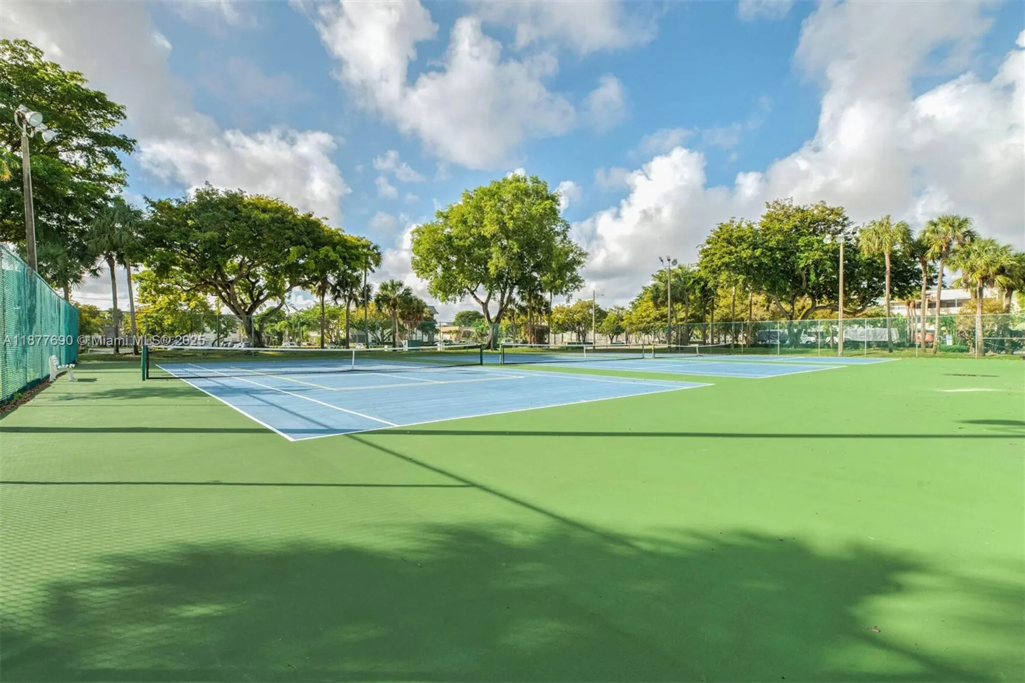 Property Slideshow image 29 of 30 | 4955 e sabal palm blvd apt 305, Tamarac, FL, 33319