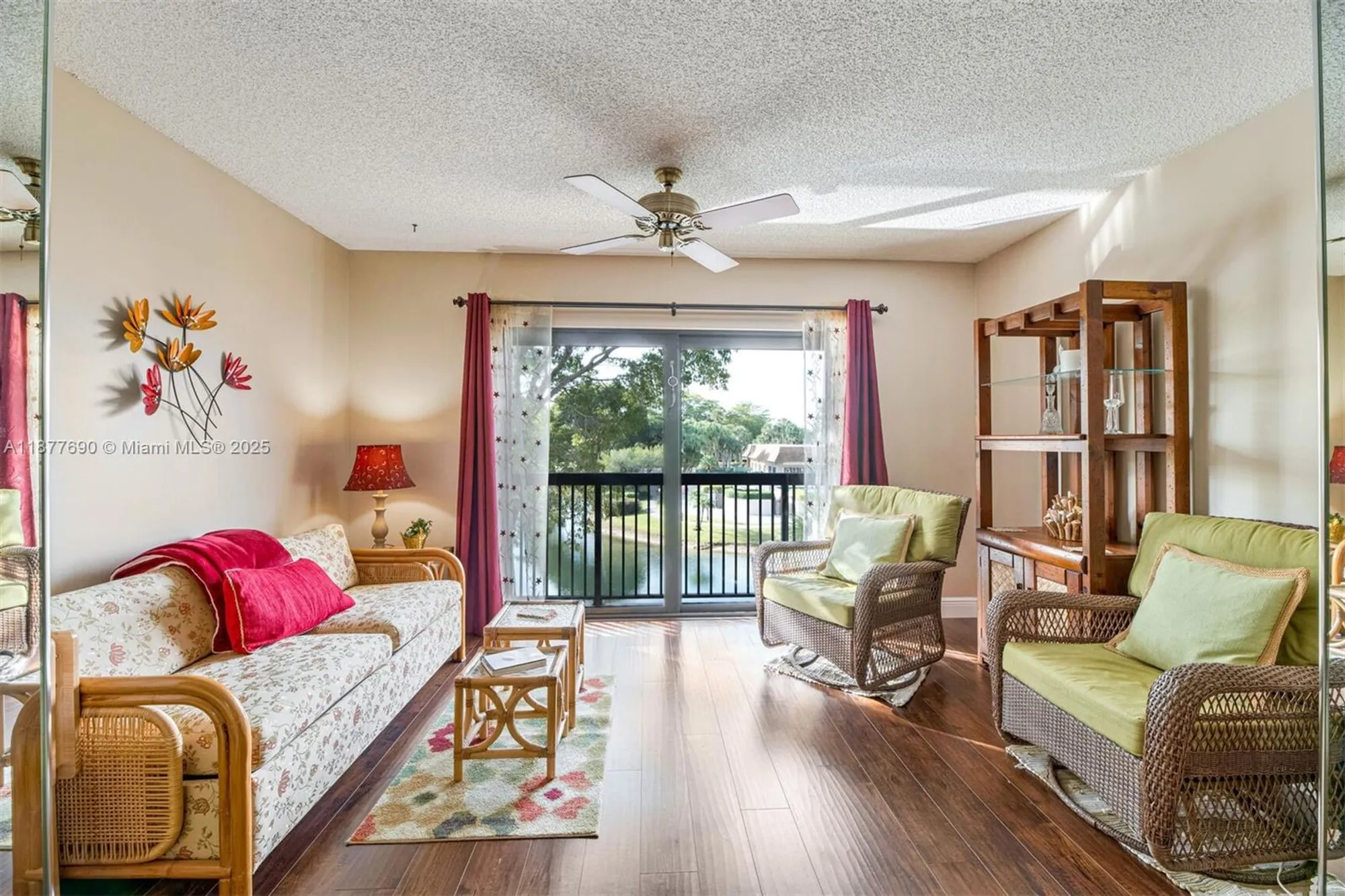 Property Slideshow image 5 of 30 | 4955 e sabal palm blvd apt 305, Tamarac, FL, 33319