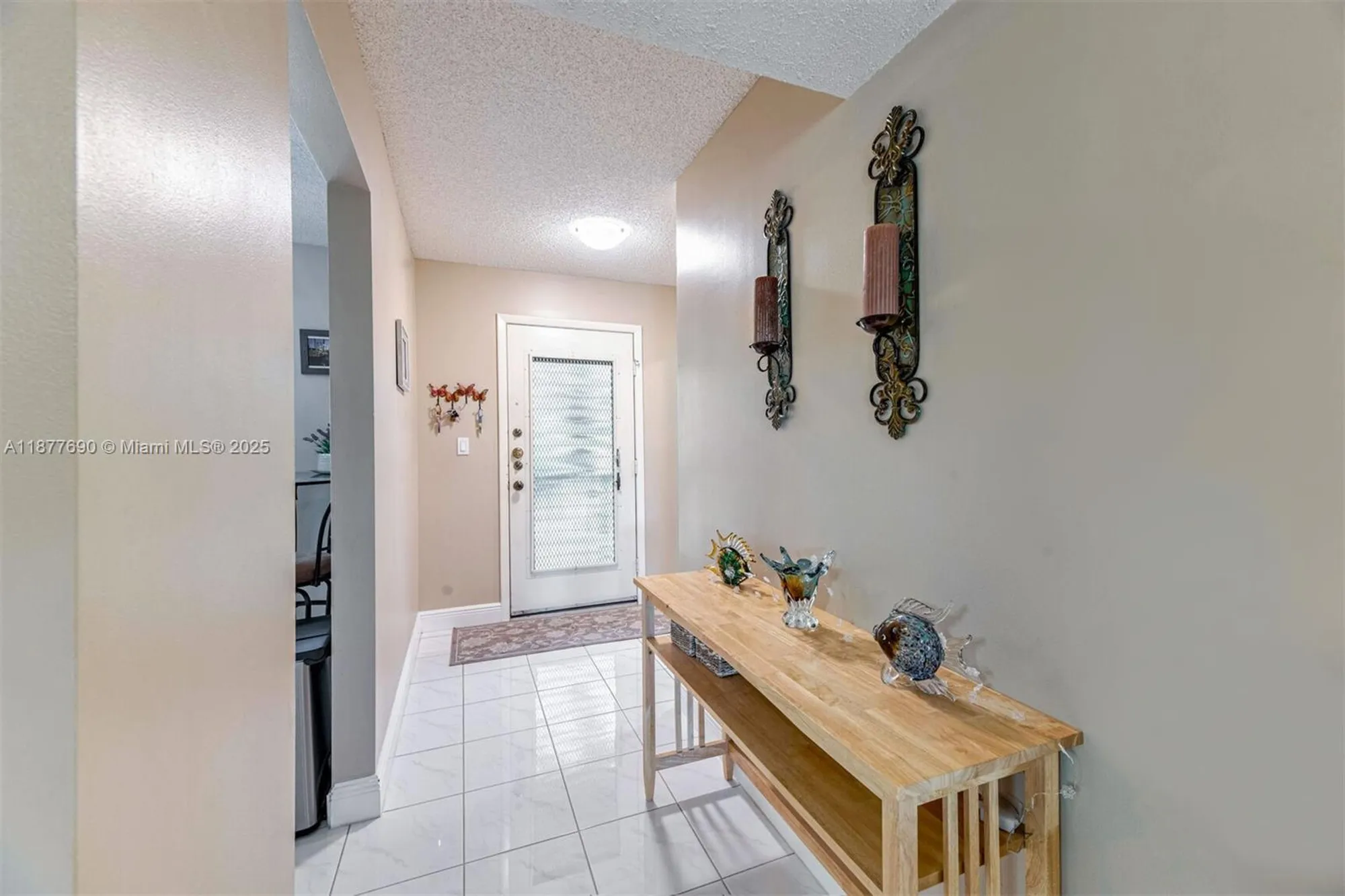 Property Slideshow image 8 of 30 | 4955 e sabal palm blvd apt 305, Tamarac, FL, 33319