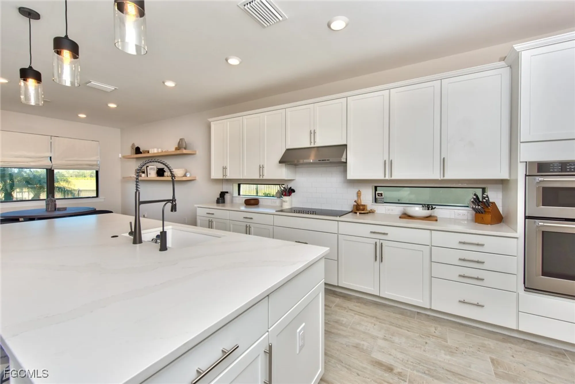 Property Slideshow image 7 of 37 | 19760 beechcrest pl, Estero, FL, 33928