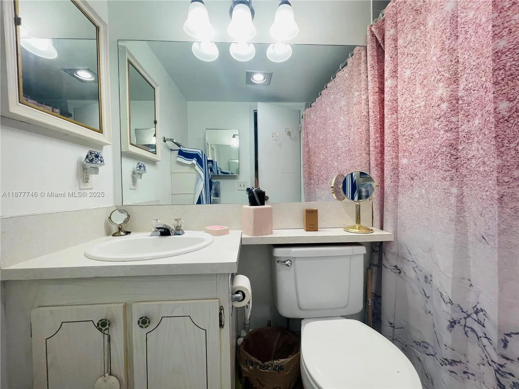 Property Slideshow image 10 of 25 | 251 suffolk f # 251, Boca Raton, FL, 33434