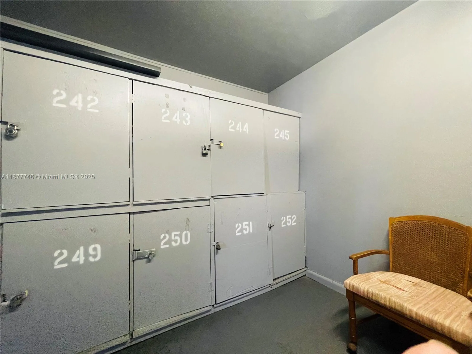 Property Slideshow image 21 of 25 | 251 suffolk f # 251, Boca Raton, FL, 33434