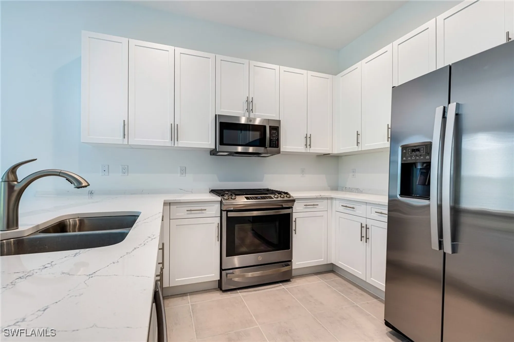 Property Slideshow image 16 of 44 | 12448 violet ln, Naples, FL, 34120