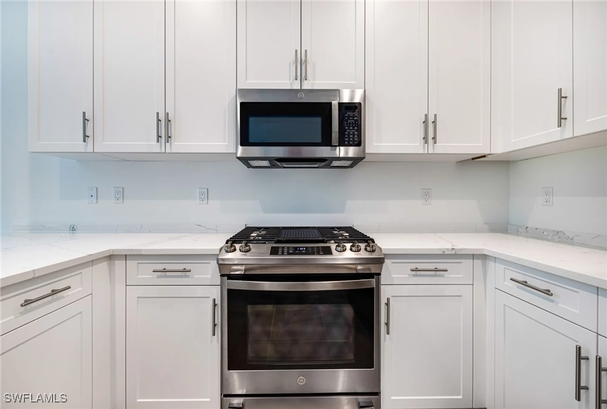 Property Slideshow image 17 of 44 | 12448 violet ln, Naples, FL, 34120