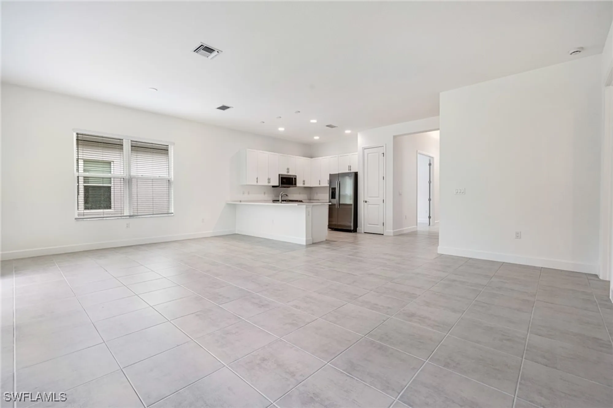 Property Slideshow image 10 of 44 | 12448 violet ln, Naples, FL, 34120