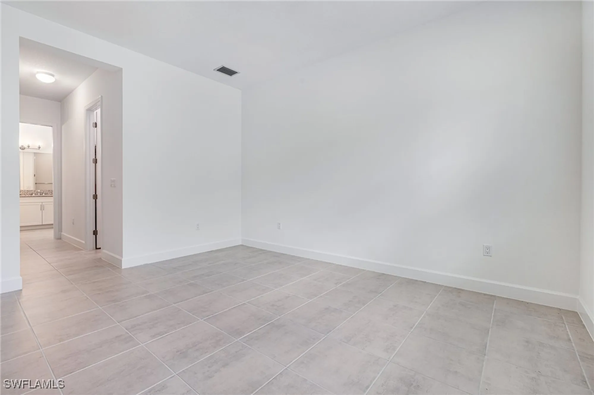 Property Slideshow image 28 of 44 | 12448 violet ln, Naples, FL, 34120