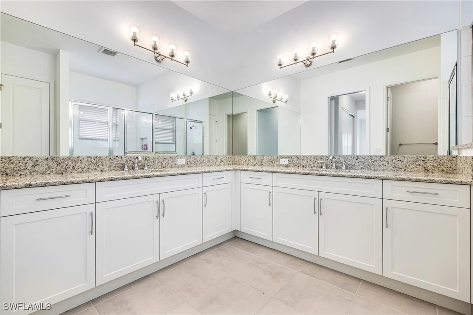 Property Slideshow image 33 of 44 | 12448 violet ln, Naples, FL, 34120
