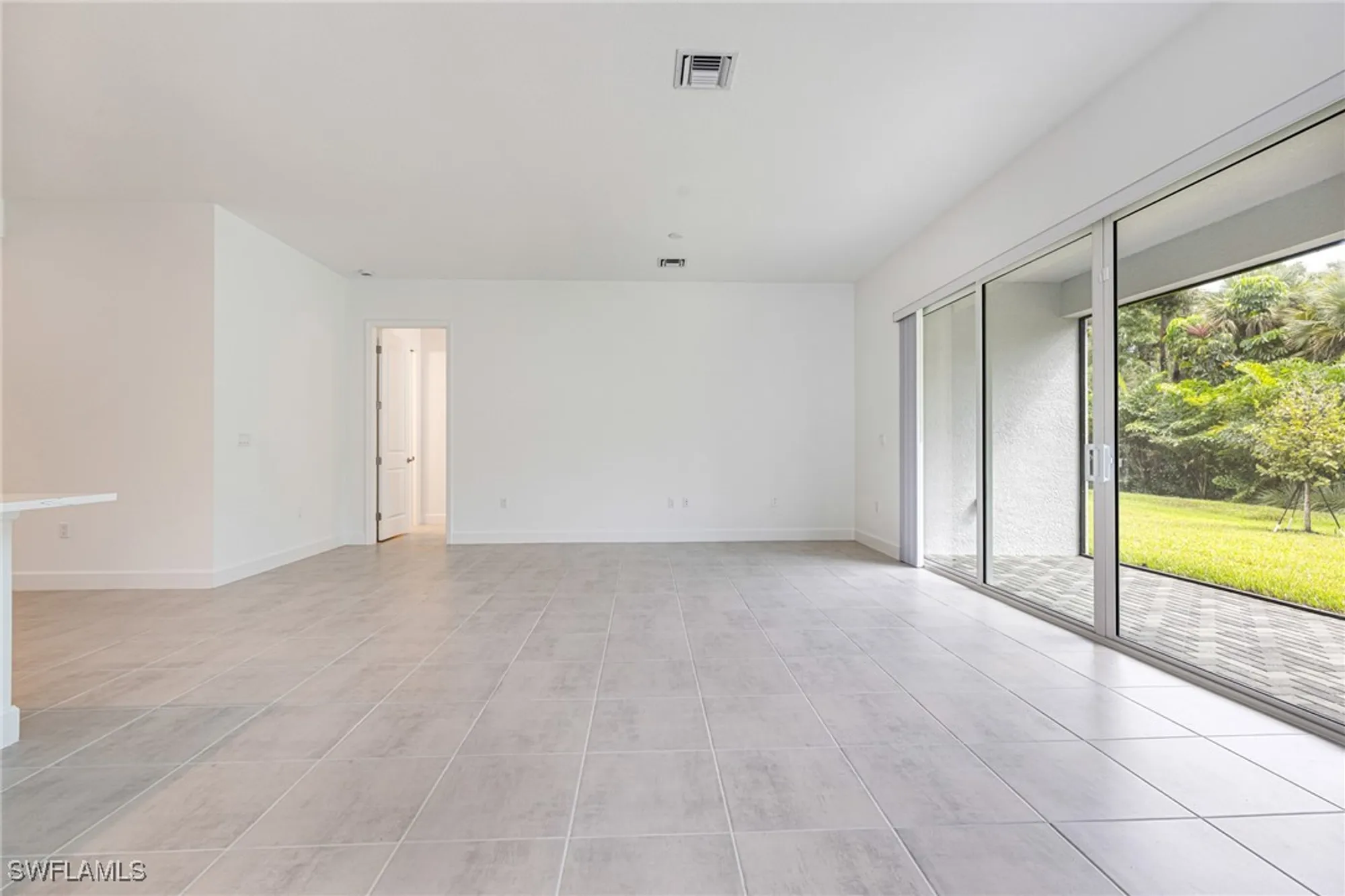 Property Slideshow image 9 of 44 | 12448 violet ln, Naples, FL, 34120