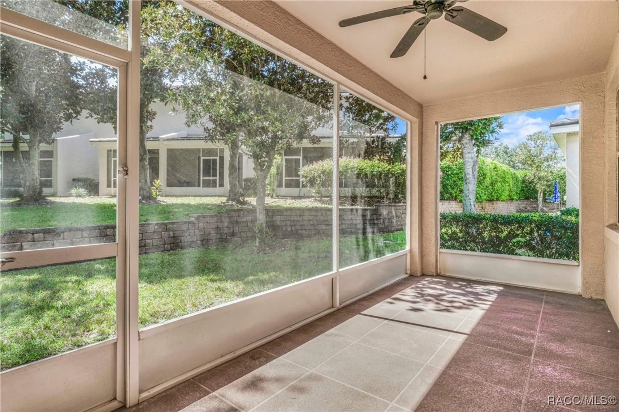 Property Slideshow image 17 of 51 | 1698 w spring meadow loop, Lecanto, FL, 34461