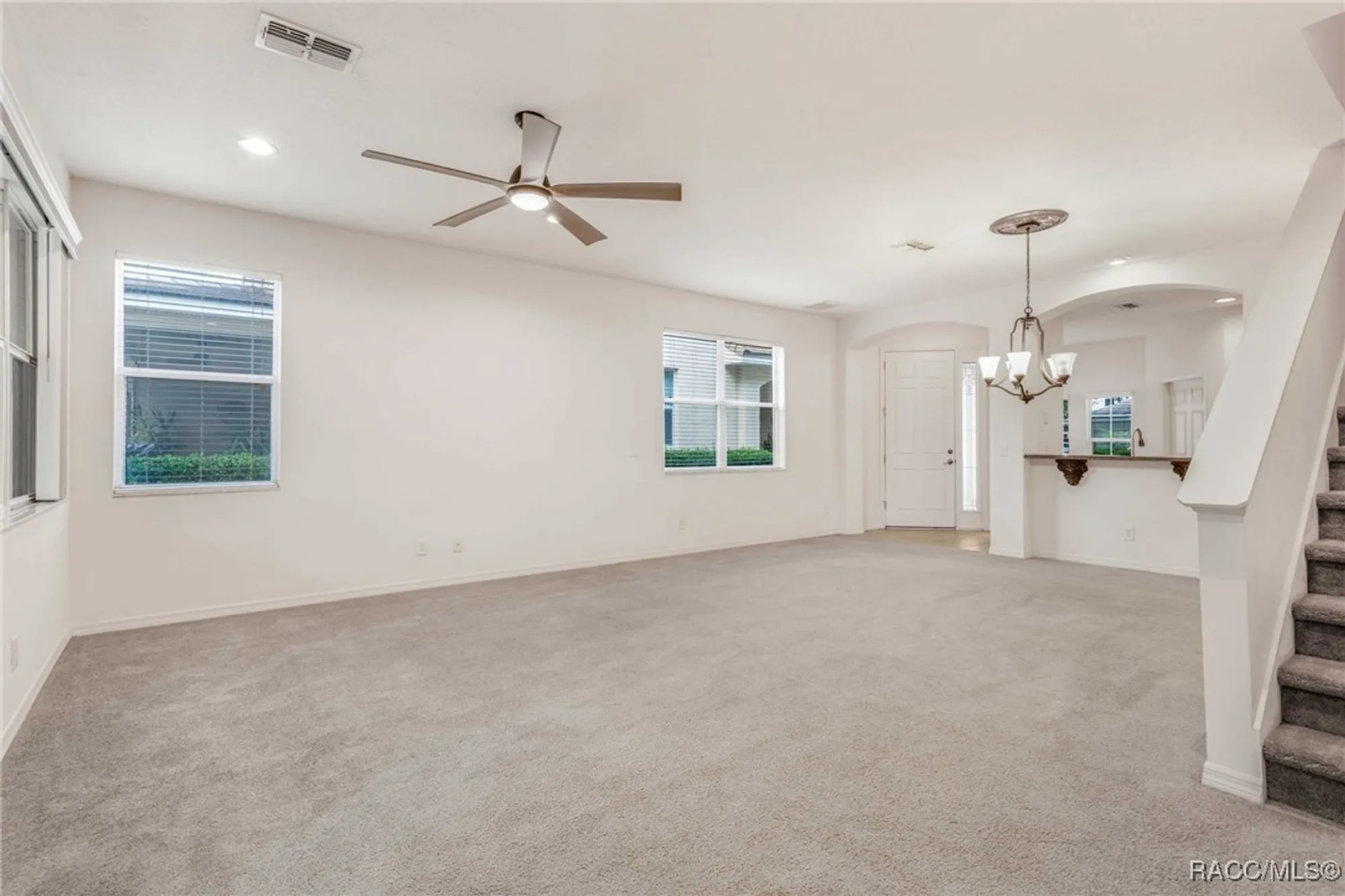 Property Slideshow image 4 of 51 | 1698 w spring meadow loop, Lecanto, FL, 34461