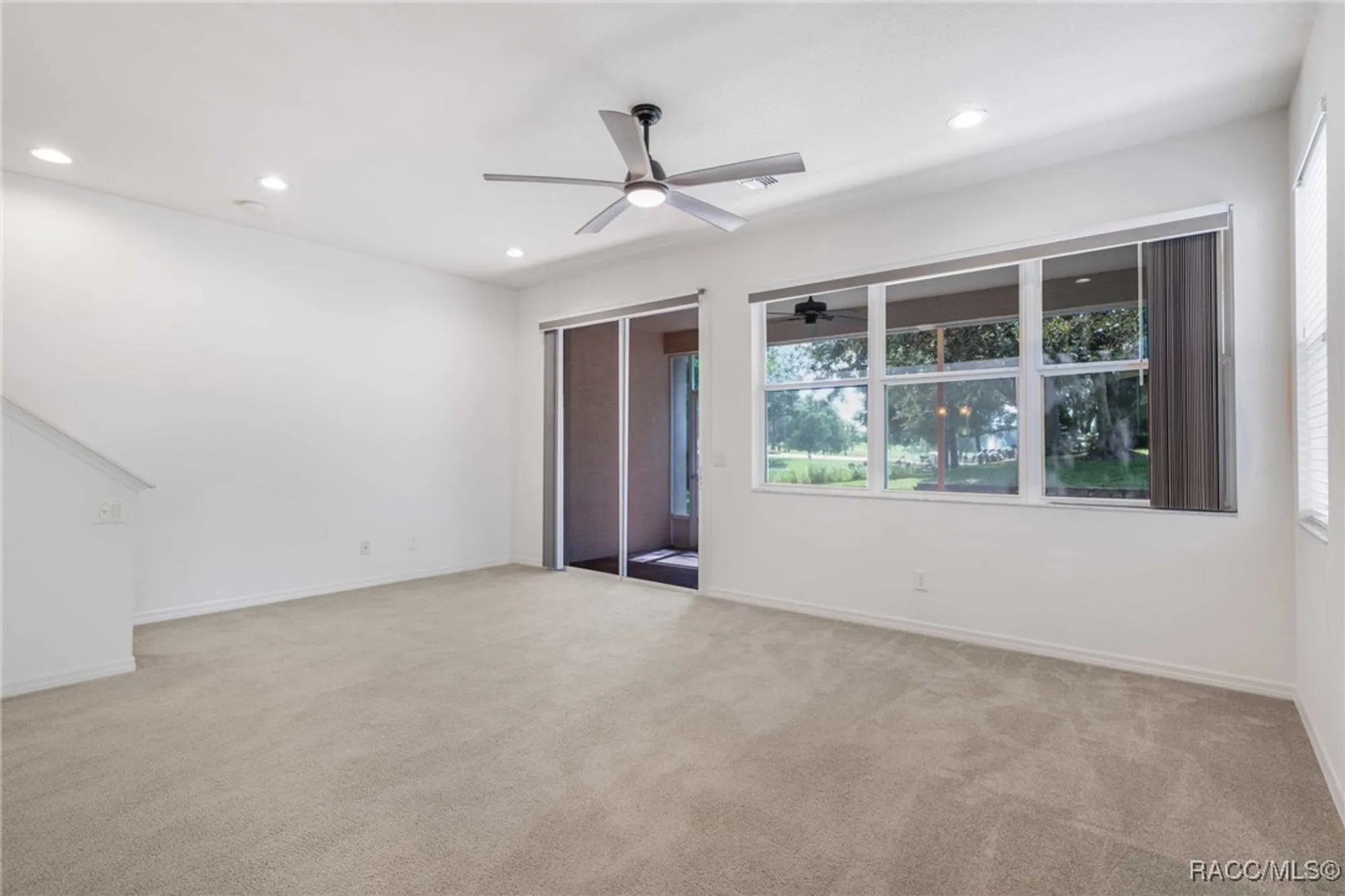 Property Slideshow image 7 of 51 | 1698 w spring meadow loop, Lecanto, FL, 34461