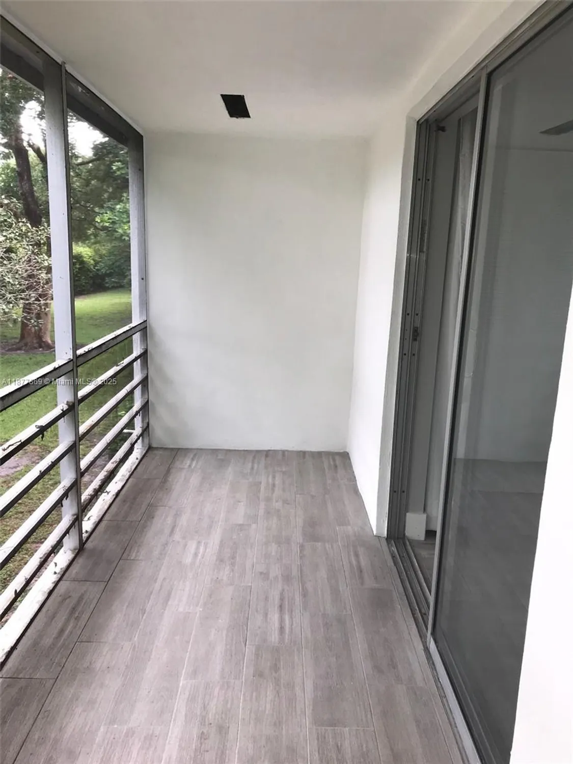 Property Slideshow image 12 of 43 | 17 keswick a # 17, Deerfield Beach, FL, 33442