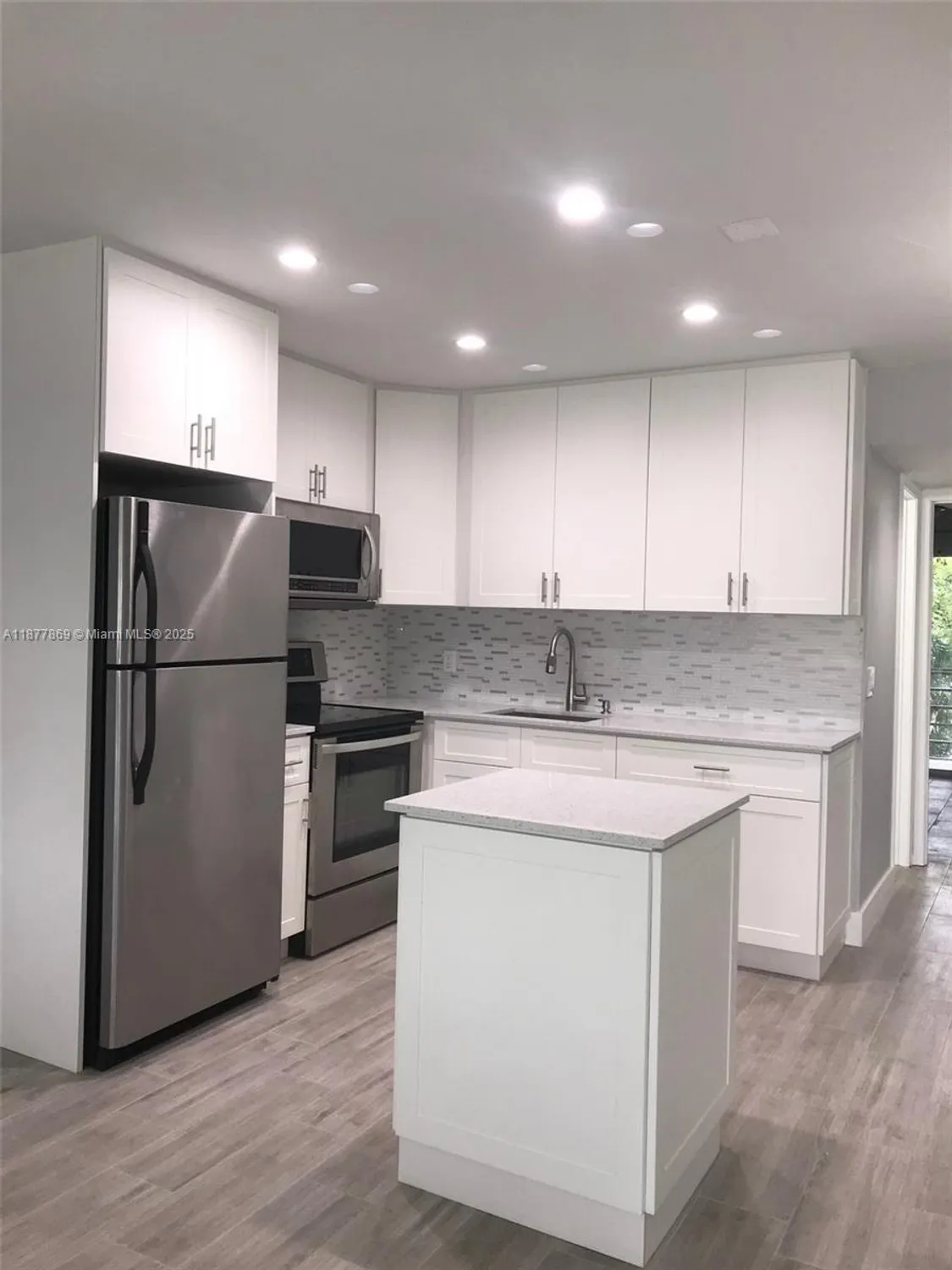 Property Slideshow image 4 of 43 | 17 keswick a # 17, Deerfield Beach, FL, 33442