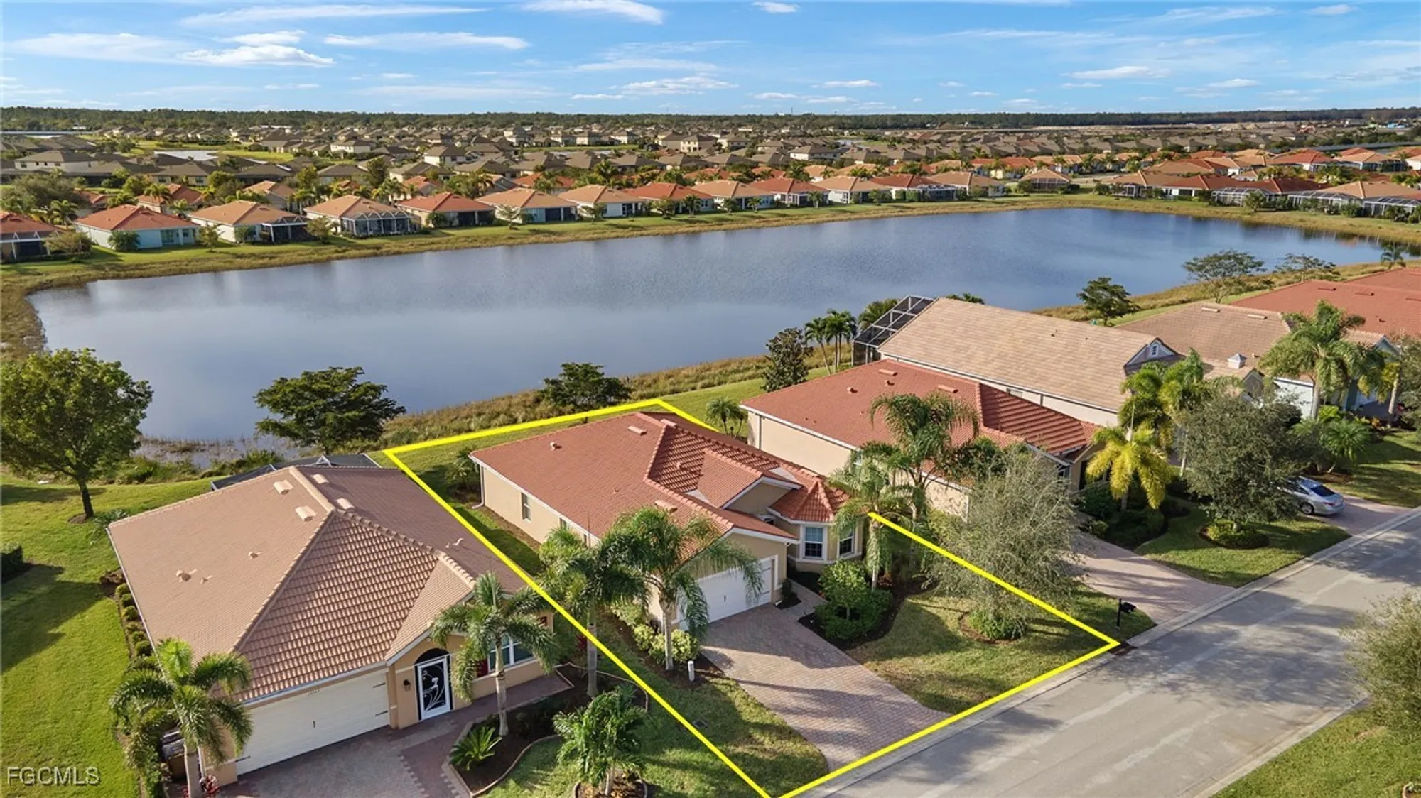 Property Slideshow image 27 of 40 | 15259 yellow wood dr, Alva, FL, 33920