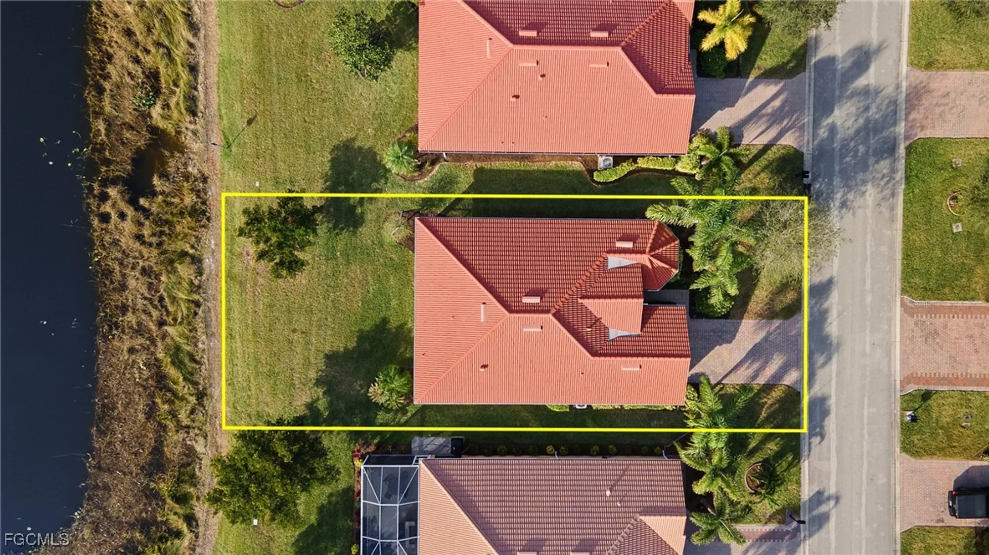 Property Slideshow image 29 of 40 | 15259 yellow wood dr, Alva, FL, 33920