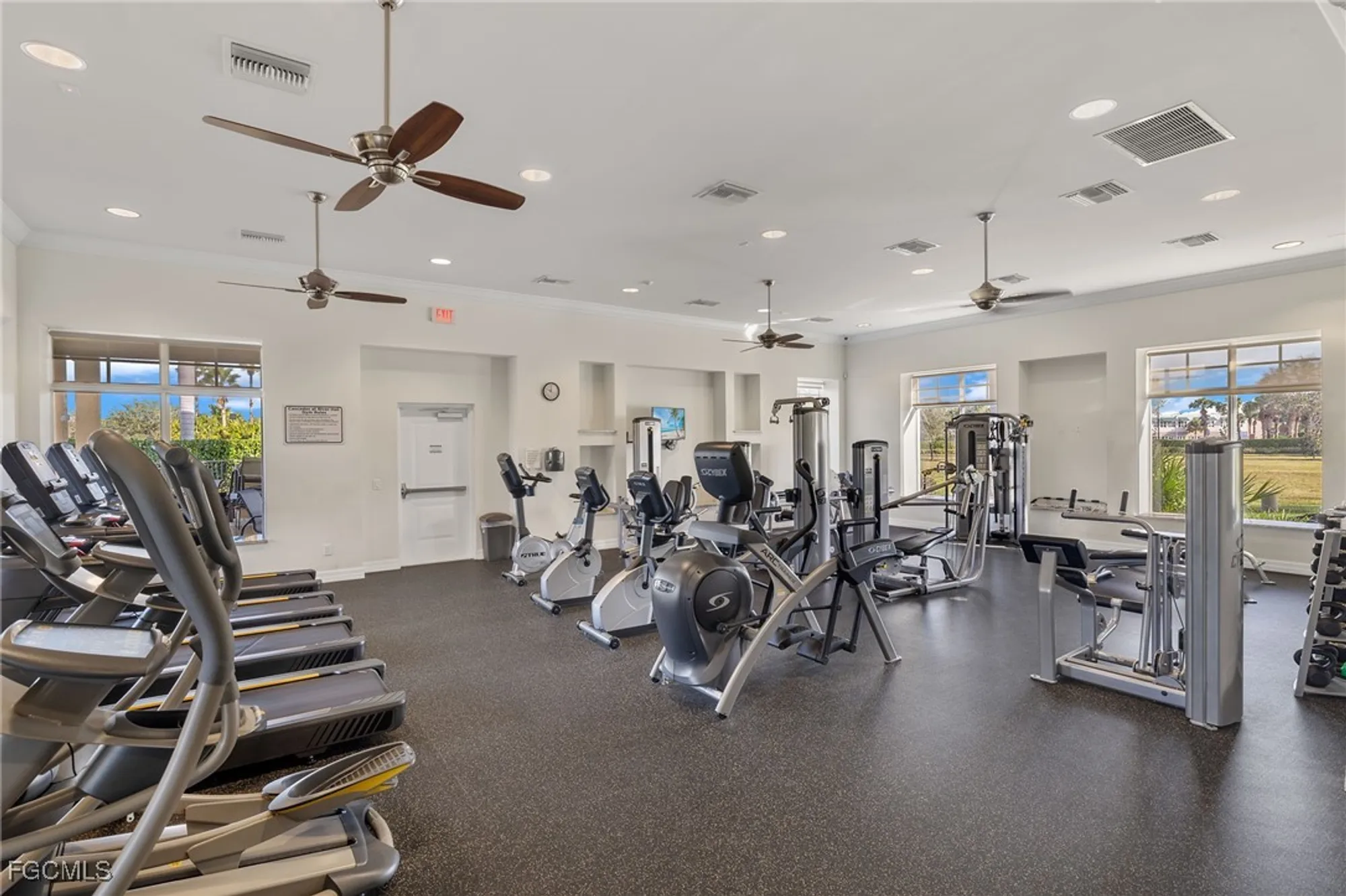 Property Slideshow image 34 of 40 | 15259 yellow wood dr, Alva, FL, 33920