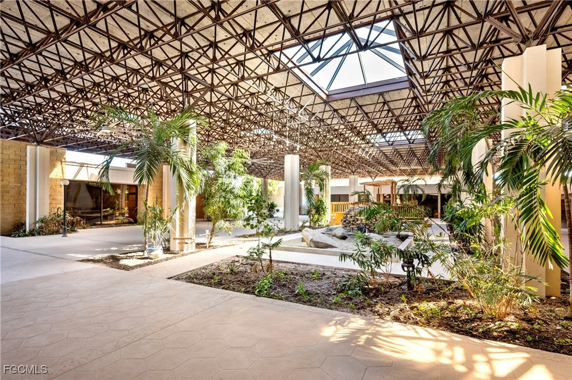 Property Slideshow image 23 of 34 | 1580 pine valley dr apt 217, Fort Myers, FL, 33907