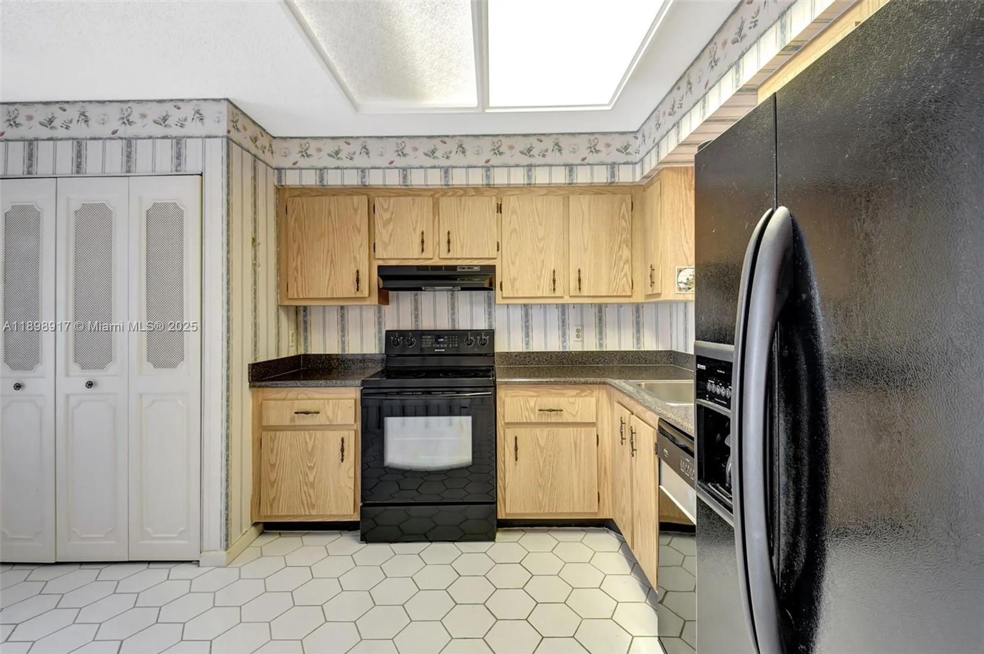 Property Slideshow image 13 of 42 | 14575 bonaire blvd 308, Delray Beach, FL, 33446