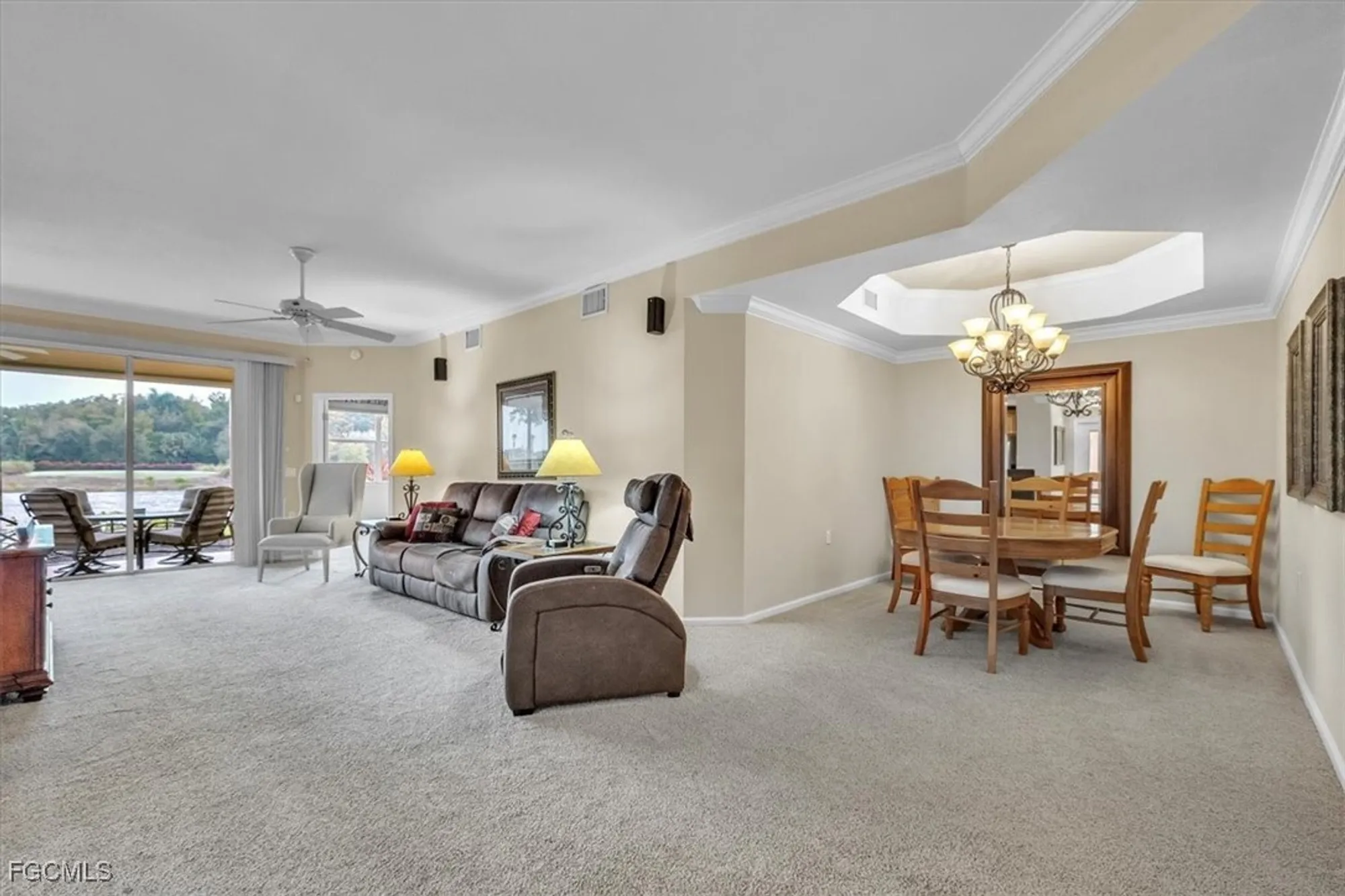 Property Slideshow image 18 of 50 | 3110 meandering way 101, Fort Myers, FL, 33905