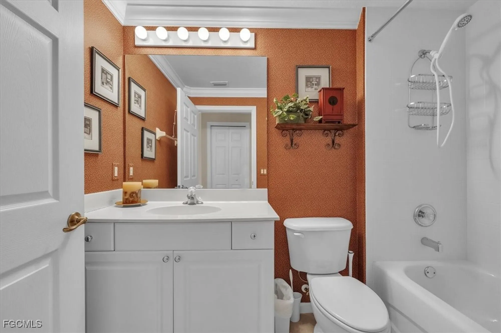 Property Slideshow image 34 of 50 | 3110 meandering way 101, Fort Myers, FL, 33905