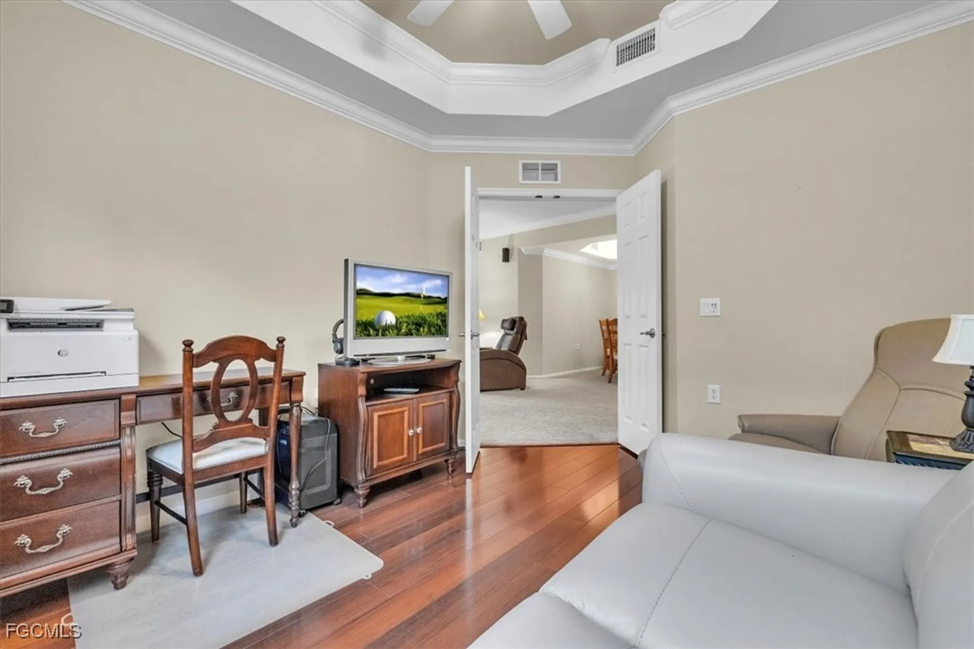 Property Slideshow image 32 of 50 | 3110 meandering way 101, Fort Myers, FL, 33905