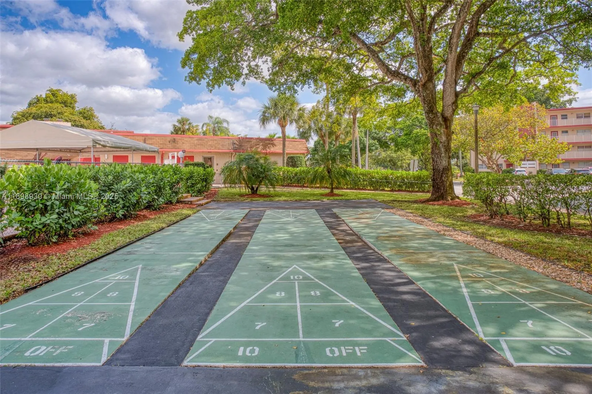 Property Slideshow image 19 of 19 | 1005 country club dr 408, Margate, FL, 33063