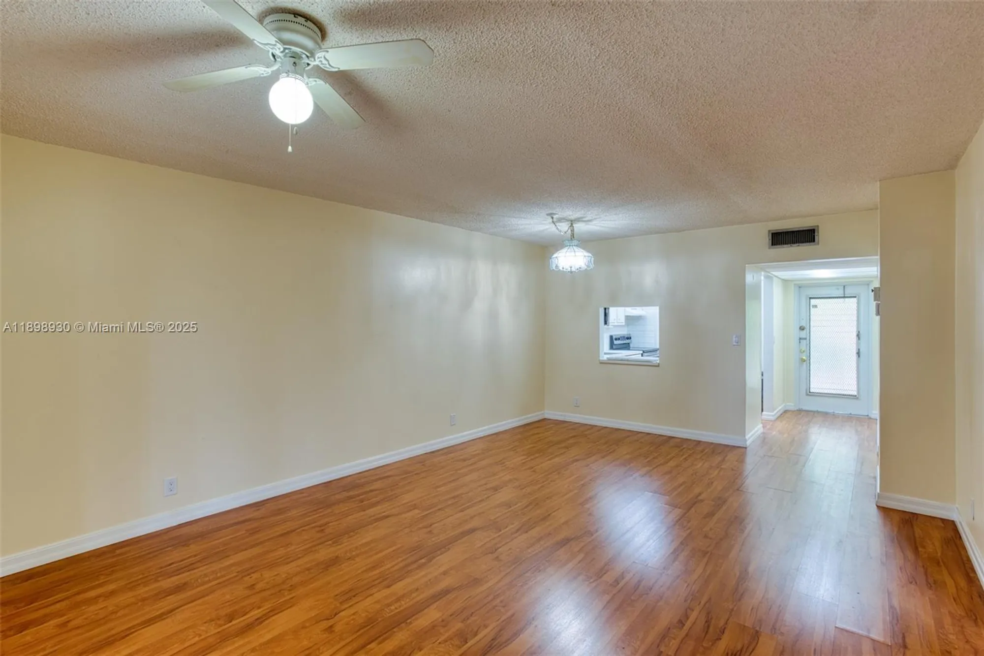Property Slideshow image 6 of 19 | 1005 country club dr 408, Margate, FL, 33063
